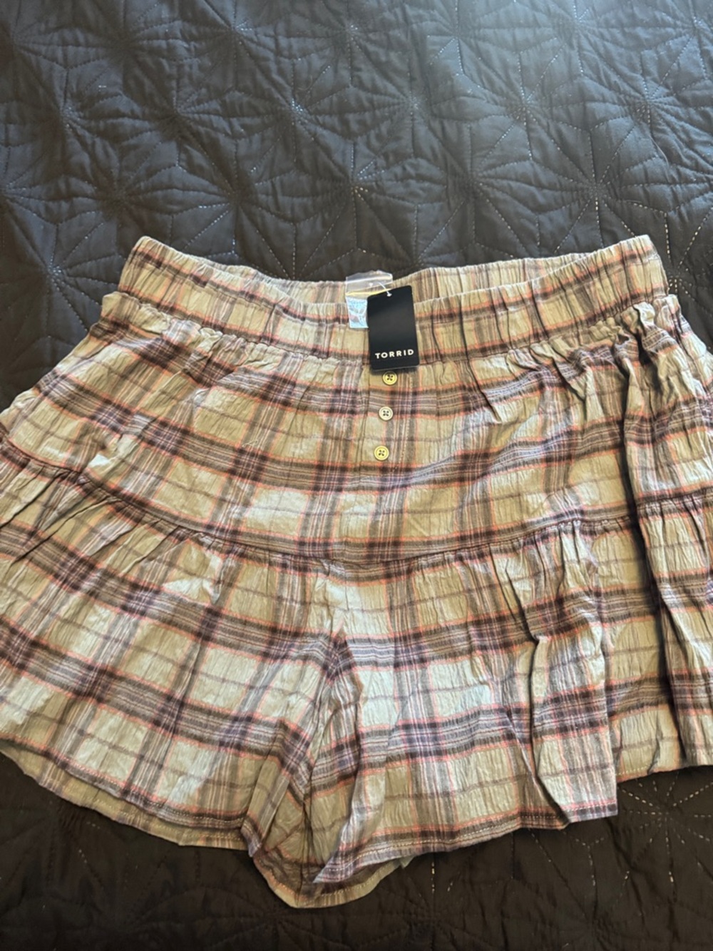 torrid Plaid Tiered Ruffle Shorts in Beige and Rust